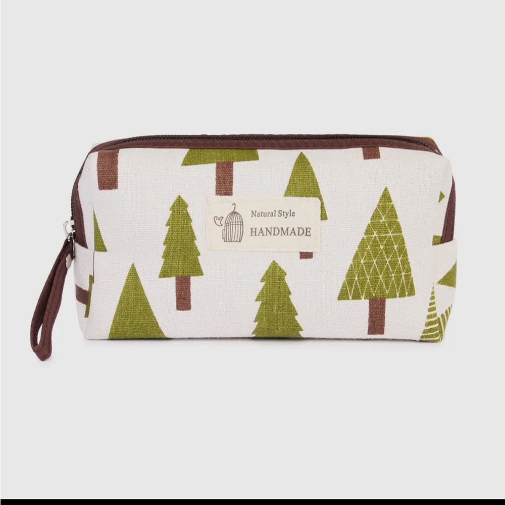 Cosmetic pouch